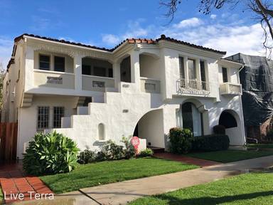 Main picture of 1016 1/2 S Crescent Heights Blvd