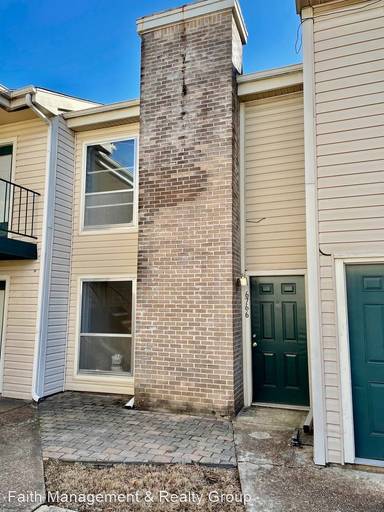 Main picture of 6766 Quail Hollow Ct