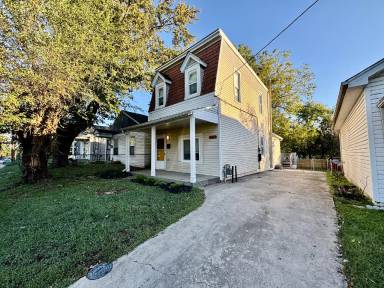 Main picture of 1023 Lincoln Ave