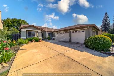 Main picture of 810 Kempton Ct