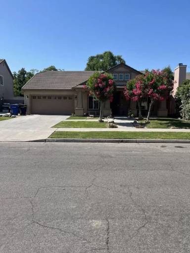 Main picture of 1749 W Columbia Way