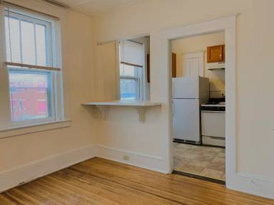 Main picture of 748 Tyler St