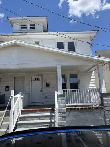 Main picture of 643 Buck St