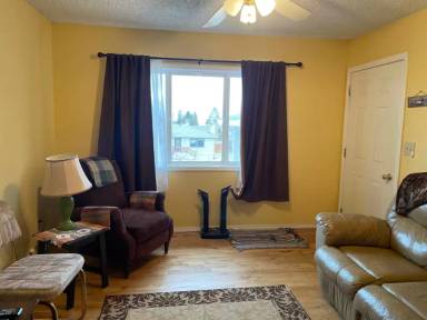 Main picture of 406 5th Ave SE