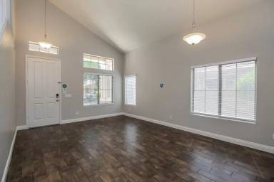 Main picture of 3748 E Linda Ct