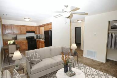Main picture of Village Green Apartments