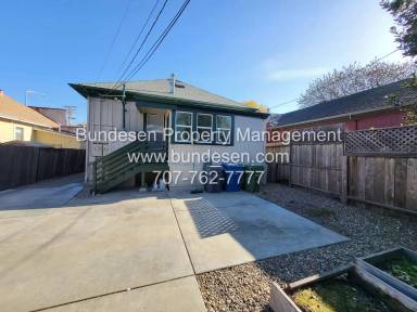 Main picture of 604 Petaluma Blvd S