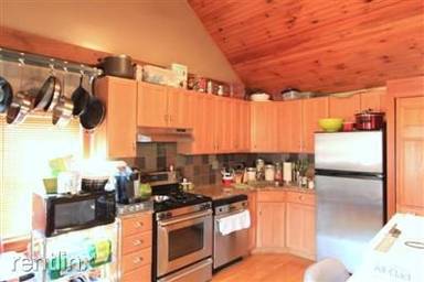 Main picture of 127 Amory St