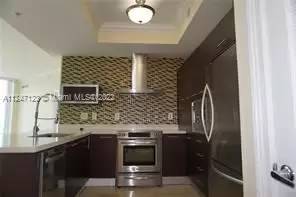 Main picture of 200 Sunny Isles Blvd