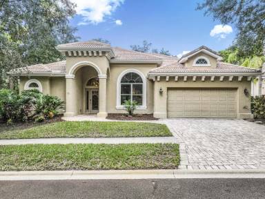 Main picture of 5 Village View Dr