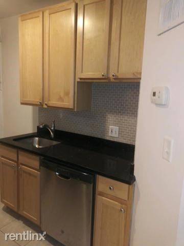 Main picture of 1249-55 W Henderson St & 3323-25 N Lakewood Ave