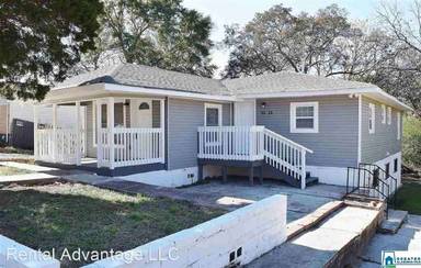 Main picture of 3216 Avenue B