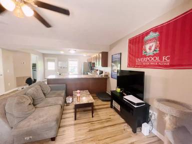 Main picture of 1250 W Adams Hill Cir