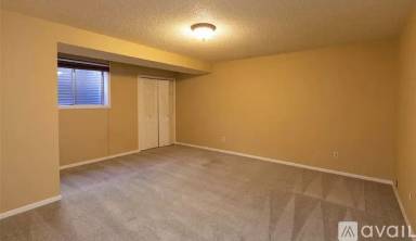 Main picture of 2083 Sussex Ln