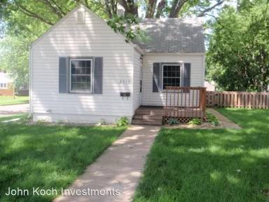 Main picture of 2315 S Euclid Ave