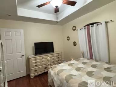 Main picture of 7204 N 44th Ln