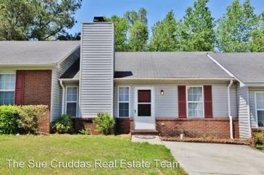 Main picture of 101 - 103 Brenda Dr