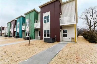 Main picture of 3412 SW Vel Mews