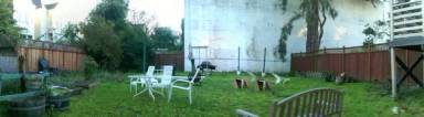 Main picture of 2029 Oak St