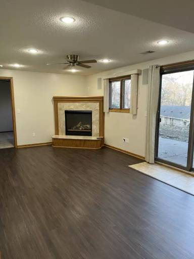 Main picture of 3525 Big Woods Blvd