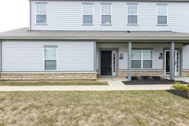 Main picture of 732 Redwood Ln