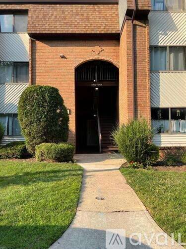 Main picture of 1006 Edison Glen Ter