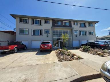 Main picture of 3025 Newell St