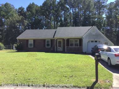 Main picture of 2004 Hunters Ridge Dr