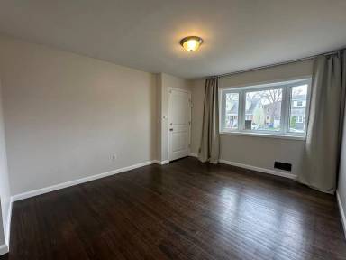 Main picture of 1 Carteret St