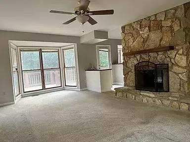 Main picture of 2657 Valley Rd