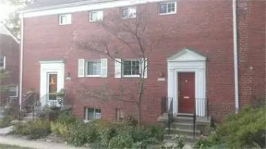 Main picture of 34 Fenner Ave