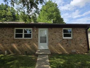 Main picture of 590 E College Ave