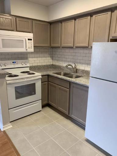 Main picture of 9809 Walnut St