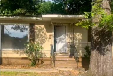 Main picture of 2920 Oak Forest Dr