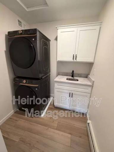 Main picture of 2102 Cottage Hill Cir