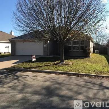 Main picture of 1703 Oak Chase Trl