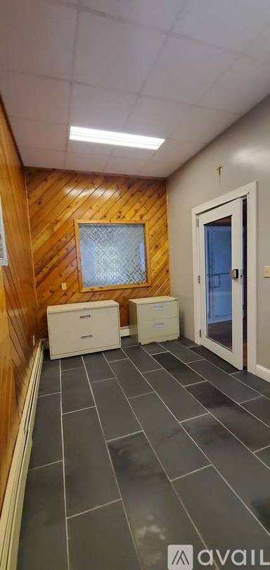Main picture of 676 Sanford Rd