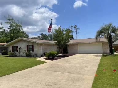 Main picture of 1514 Royal Palm Dr