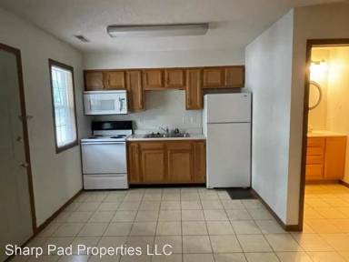 Main picture of 6th Street Apartments