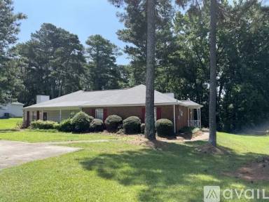 Main picture of 668 Greenvale Rd