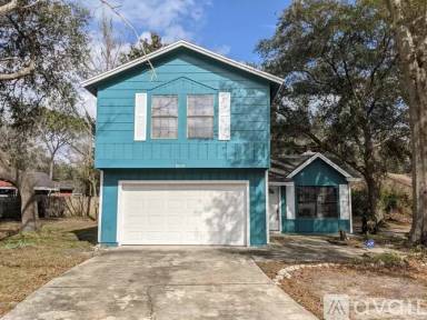 Main picture of 8049 Colonnade Ct E