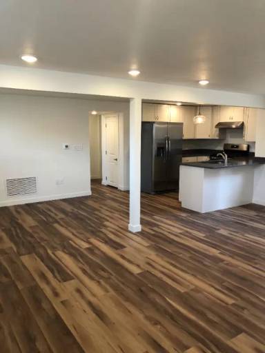 Main picture of 5525 E Yale Ave