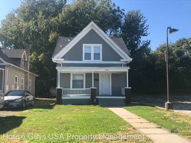 Main picture of 2420 Jackson Ave