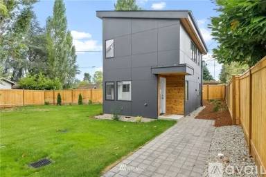 Main picture of 5219 Columbia Dr S