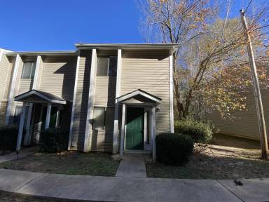 Main picture of 107 Candlebrook Dr