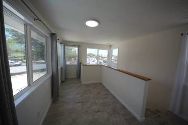 Main picture of 1411 Palolo Ave