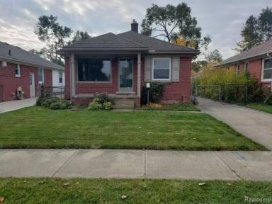 Main picture of 12811 Plum St