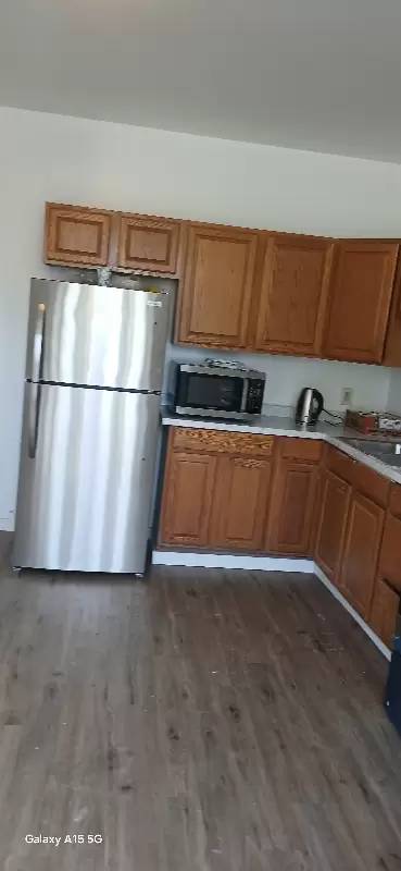 Main picture of 50 E 4th St