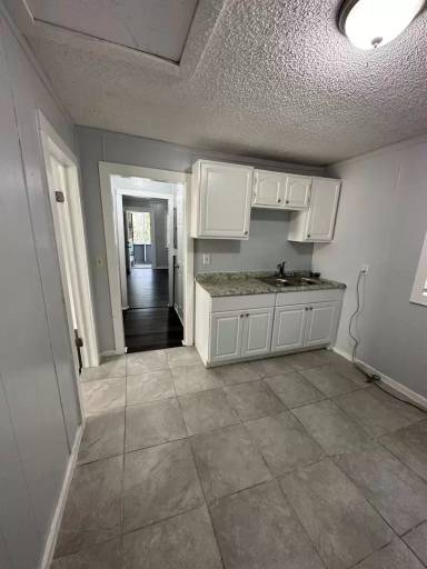 Main picture of 1480 W 26th St
