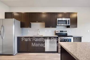 Main picture of 2641 Sable Blvd